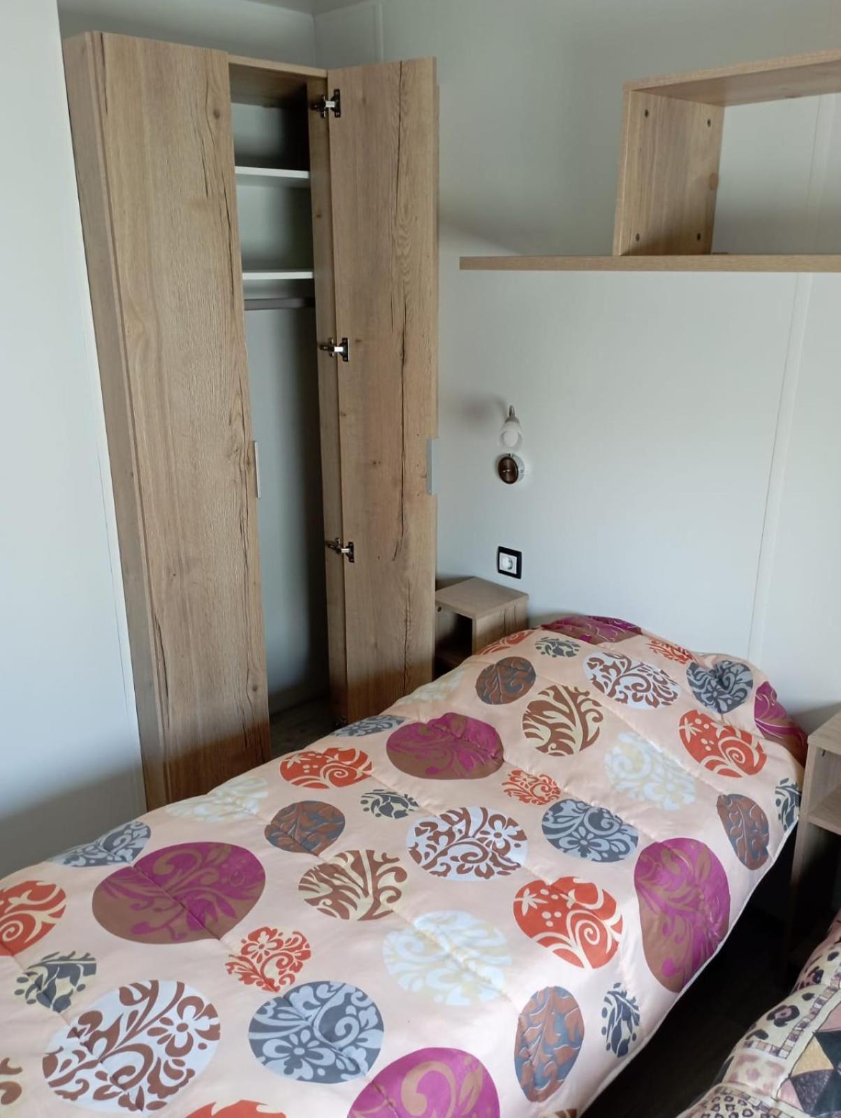 Mobile Home For You Les Rives De 孔德里约 外观 照片