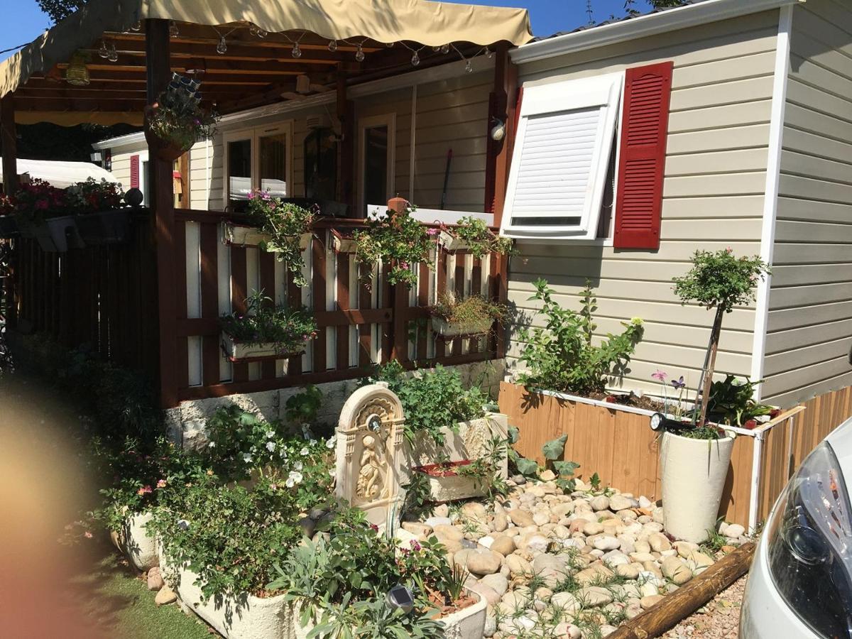 Mobile Home For You Les Rives De 孔德里约 外观 照片